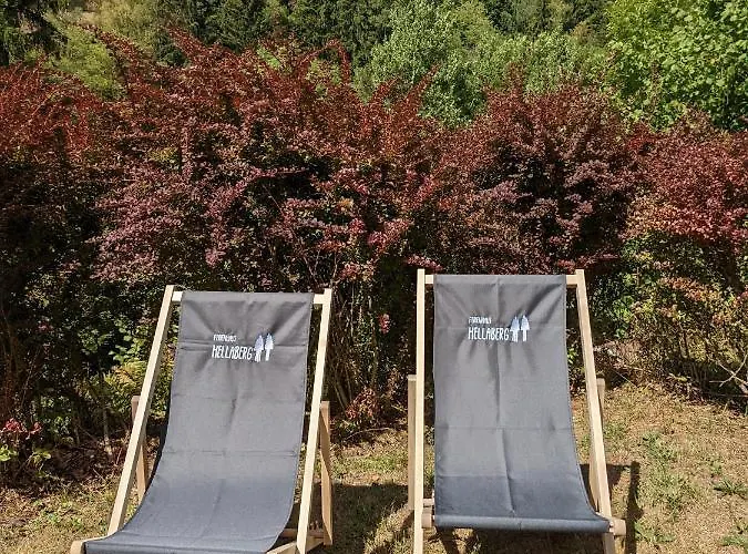 Vakantiehuis Ruhiges Am Waldrand Mit Sauna Und Kamin - Hellaberg Ii *